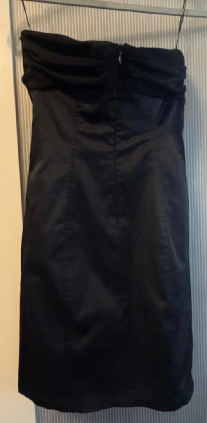 Black Strapless Ruched Dress - photo 4