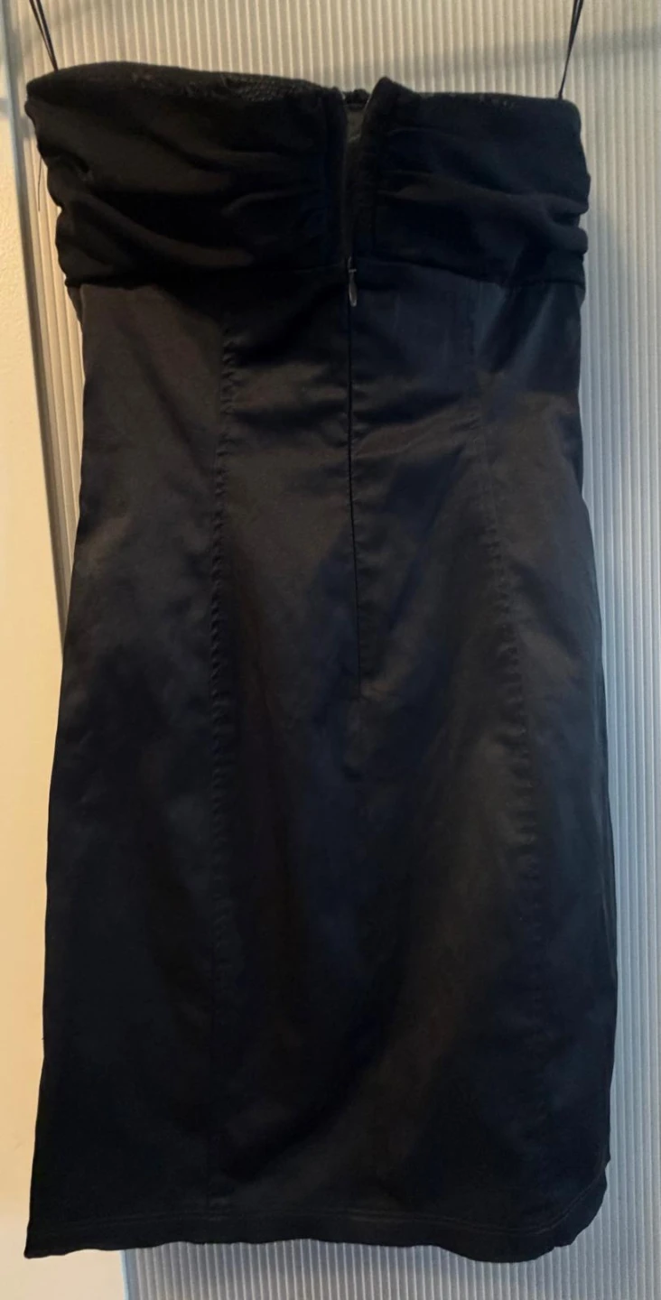 Black Strapless Ruched Dress - photo 5