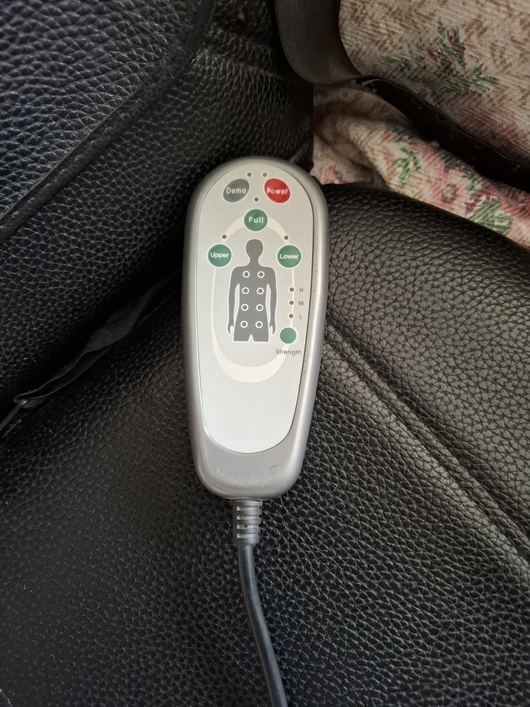 Black Shiatsu Massage Cushion - photo 3