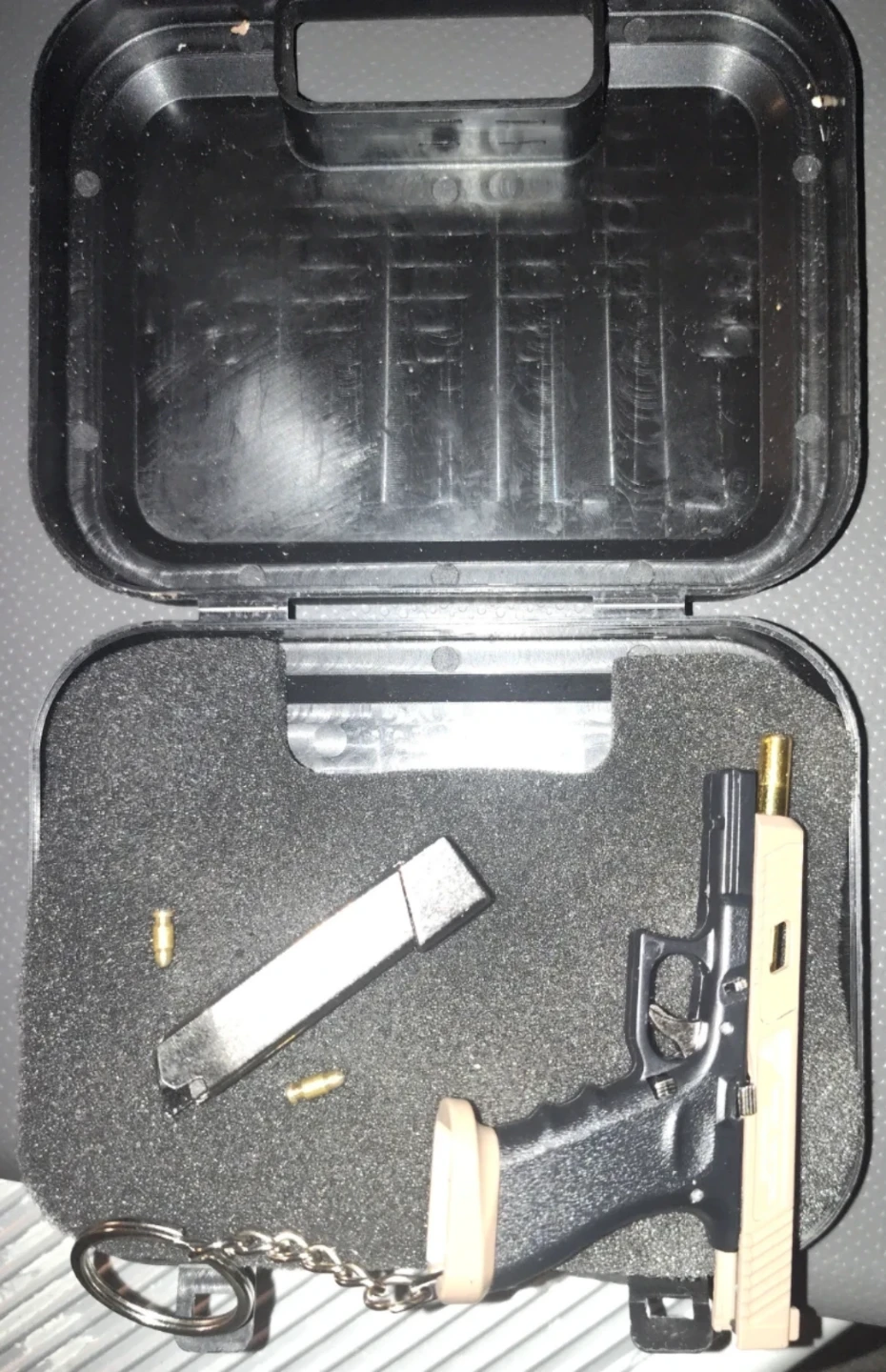 SHUOJIE Pistol Carrying Case with Keychain - photo 2