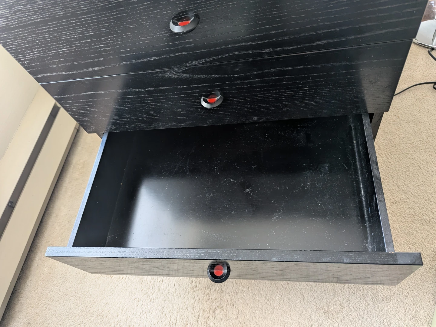 Black 4-drawer dresser - photo 2