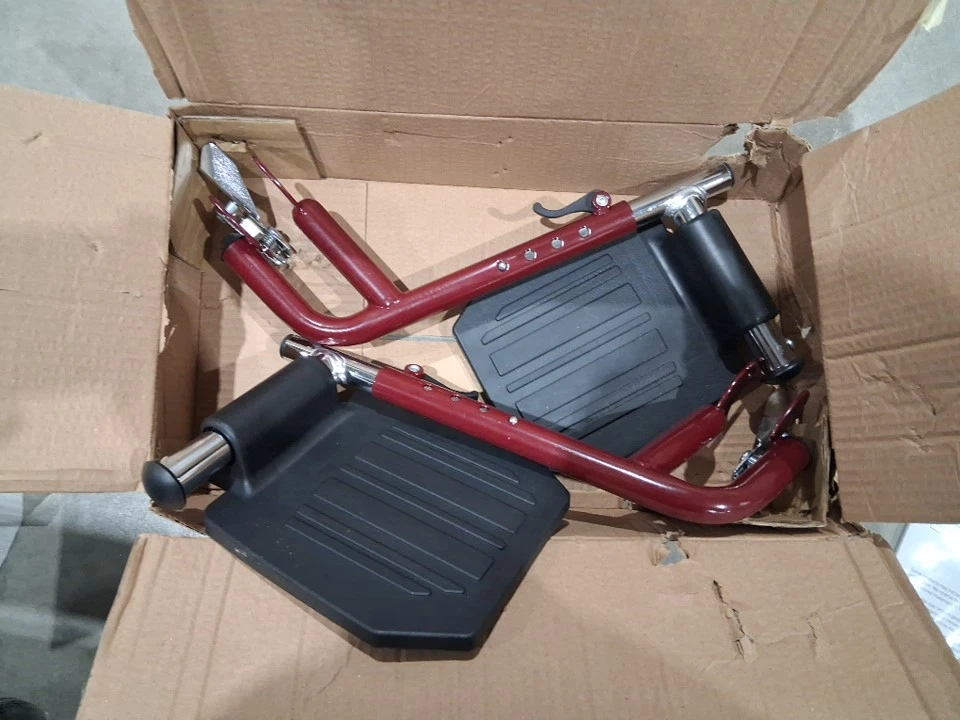 MEDLINE BASIC ALUMINUM TRANSPORT WHEELCHAIR - 19" - - photo 3