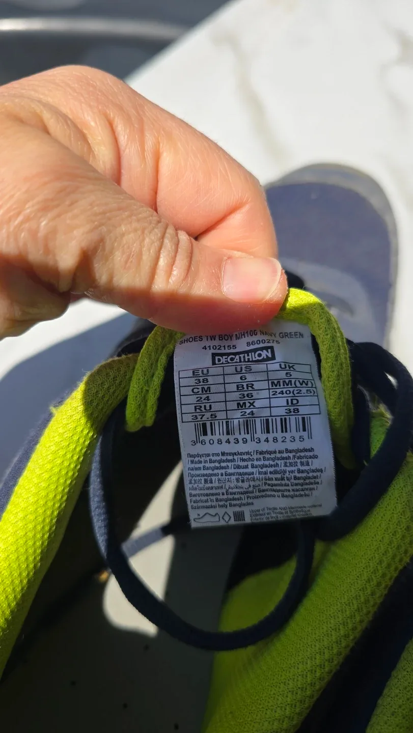 Quechua Youth Hiking Shoes - Size 6 Youth - photo 4