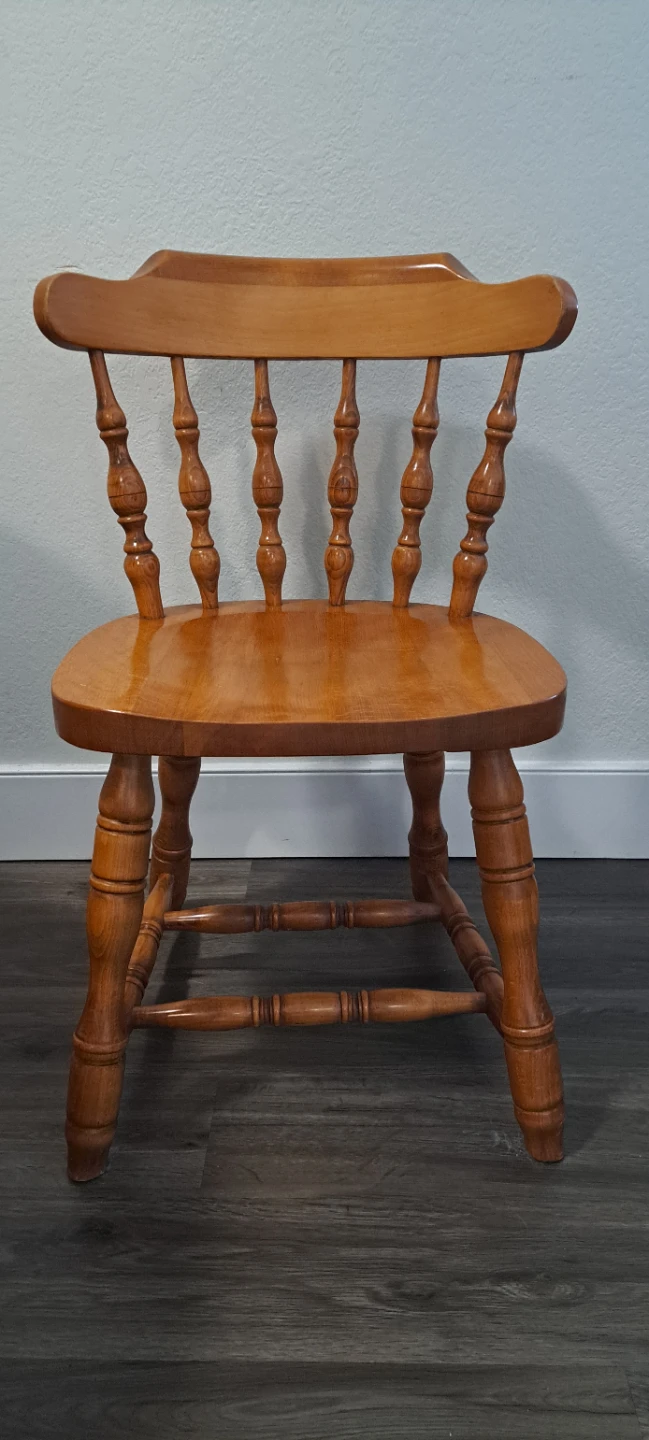 Wooden Round Dining Table with 4 Chairs - photo 2