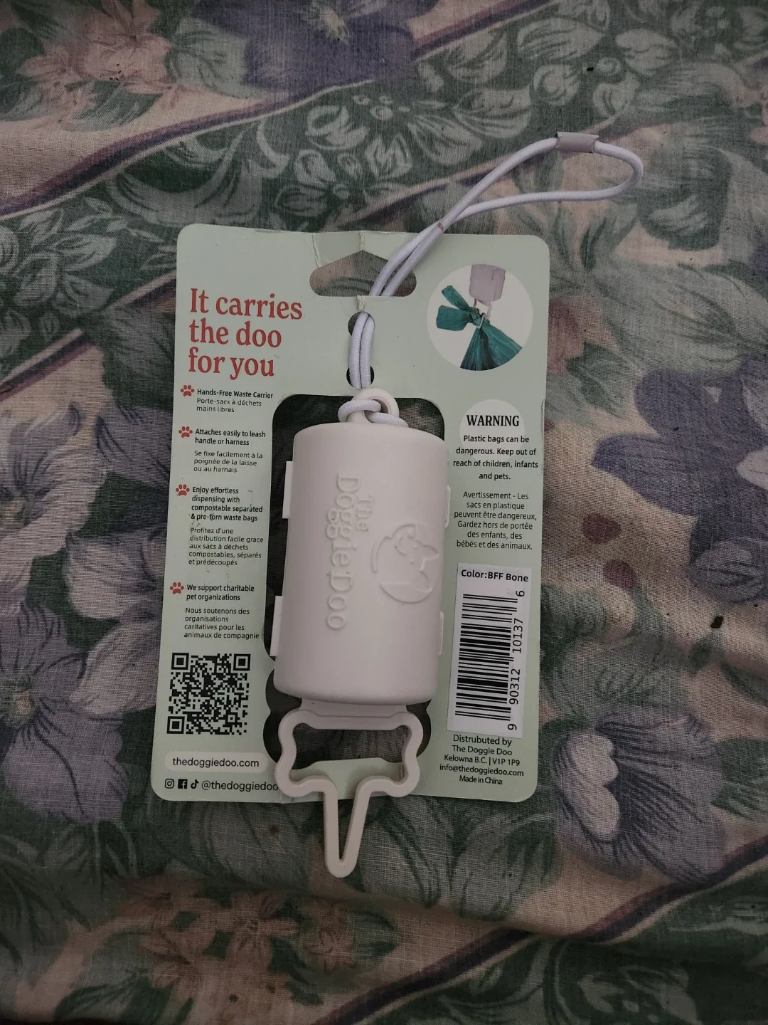 The Doggie Doo Bag Dispenser & Waste Carrier