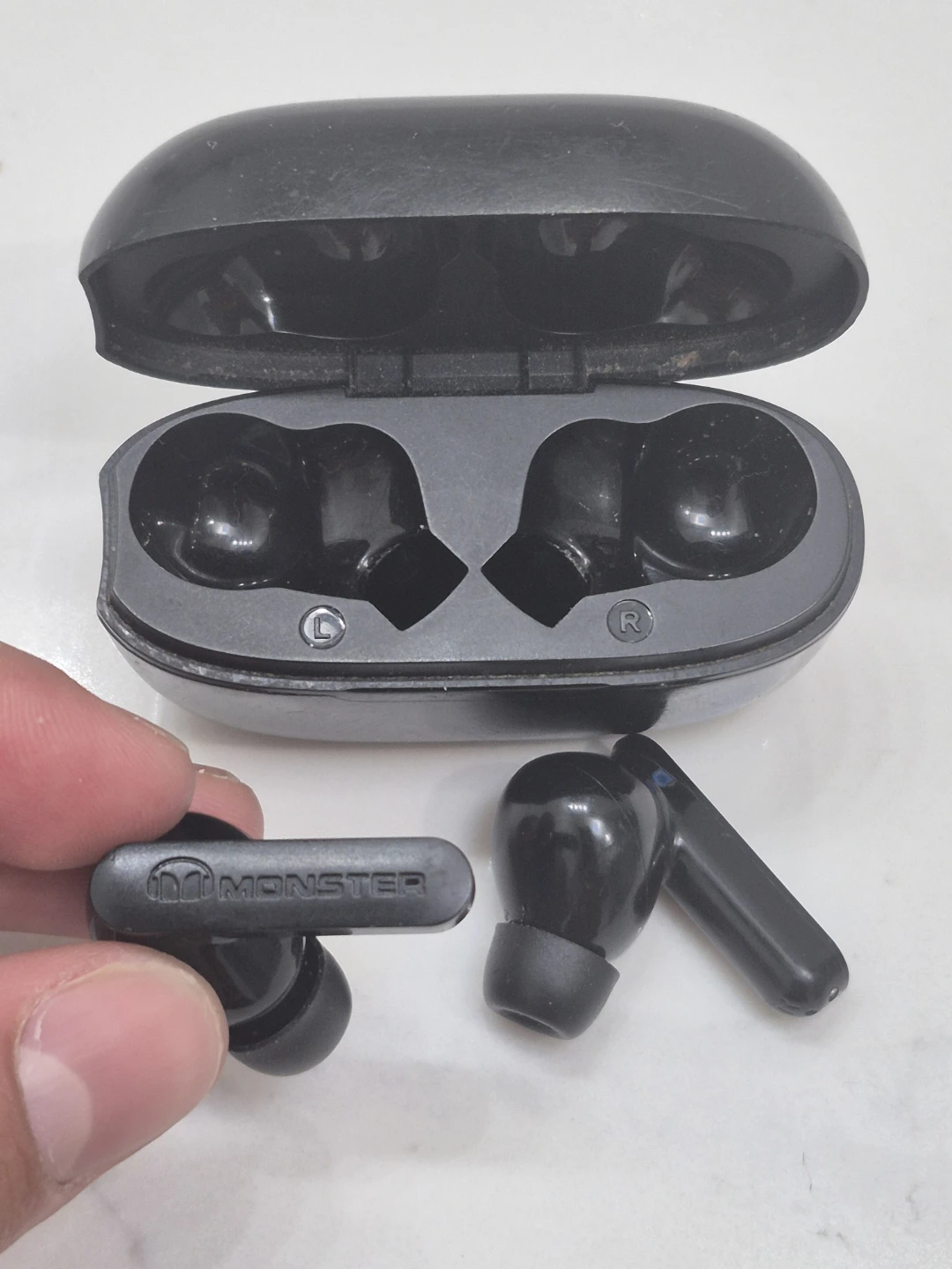 Monster iSport Wireless Bluetooth Earbuds