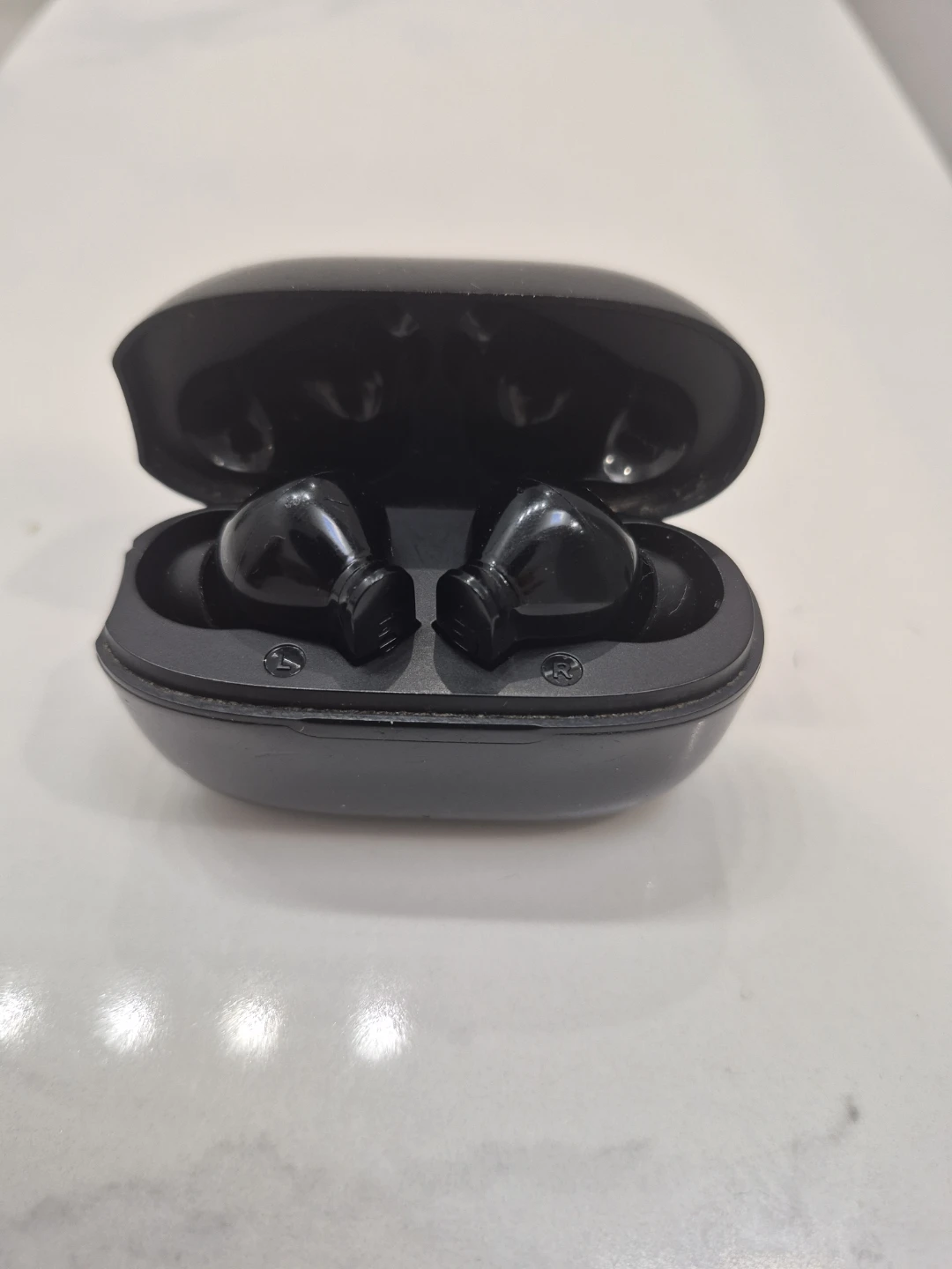 Monster iSport Wireless Bluetooth Earbuds - photo 3