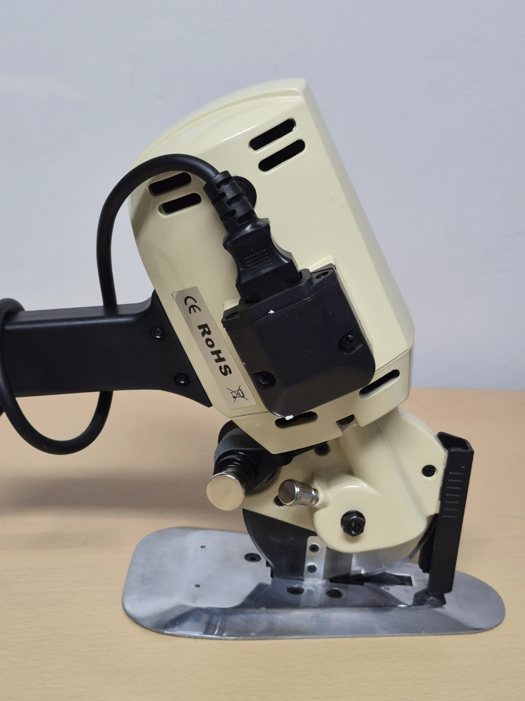 Cgoldenwall Electric Fabric Cutter - photo 2