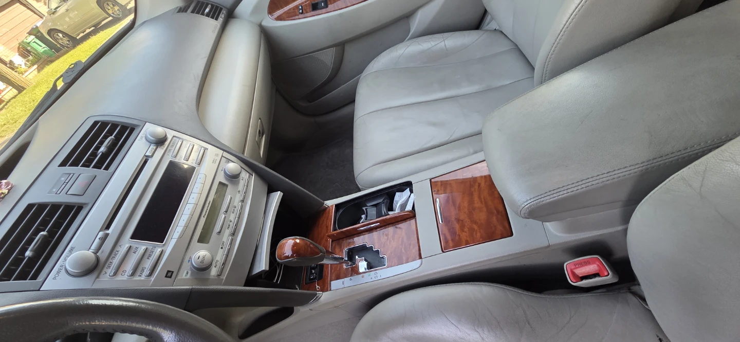2011 Toyota Camry XLE - photo 5