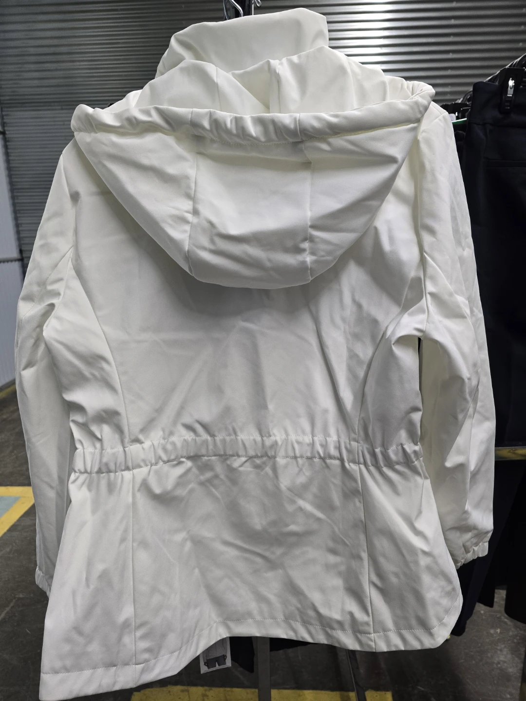 White Tommy Hilfiger Puffer Jacket - photo 2
