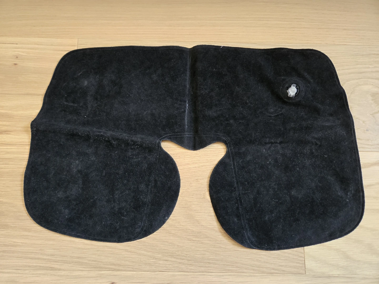 Black Inflatable Travel Neck Pillow - photo 2