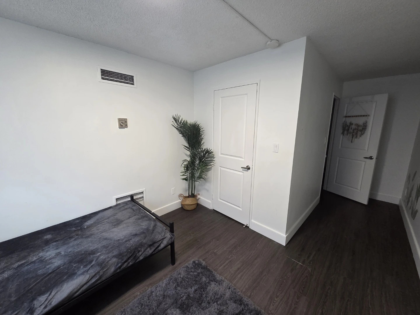 1 bedroom available for rent - photo 3