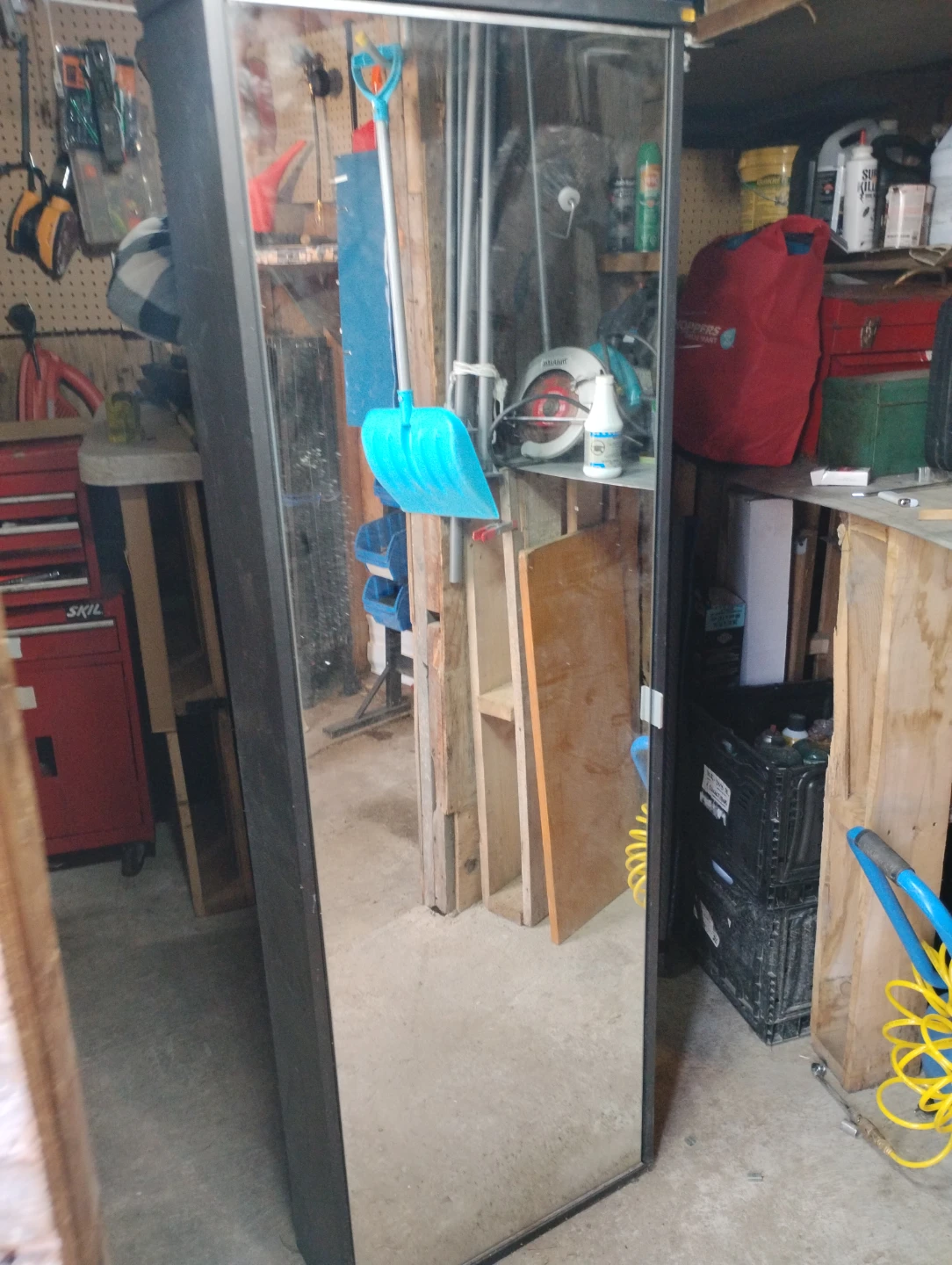 Tall Mirrored Cabinet - photo 2