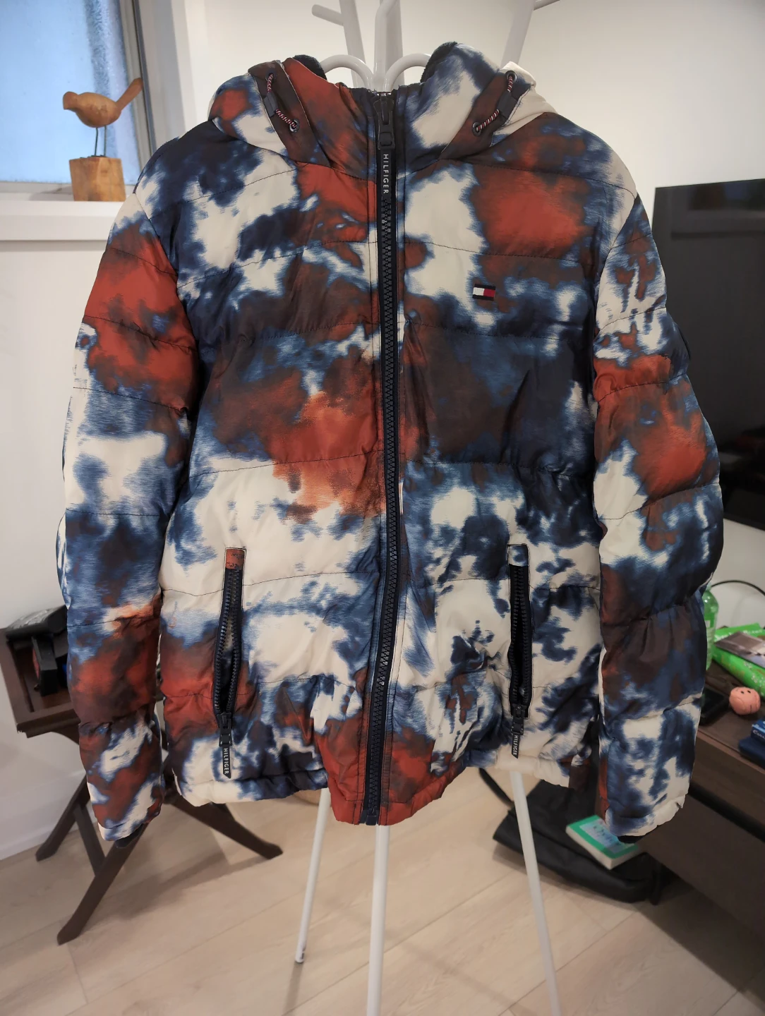 Tommy Hilfiger Puffer Jacket - Size Medium