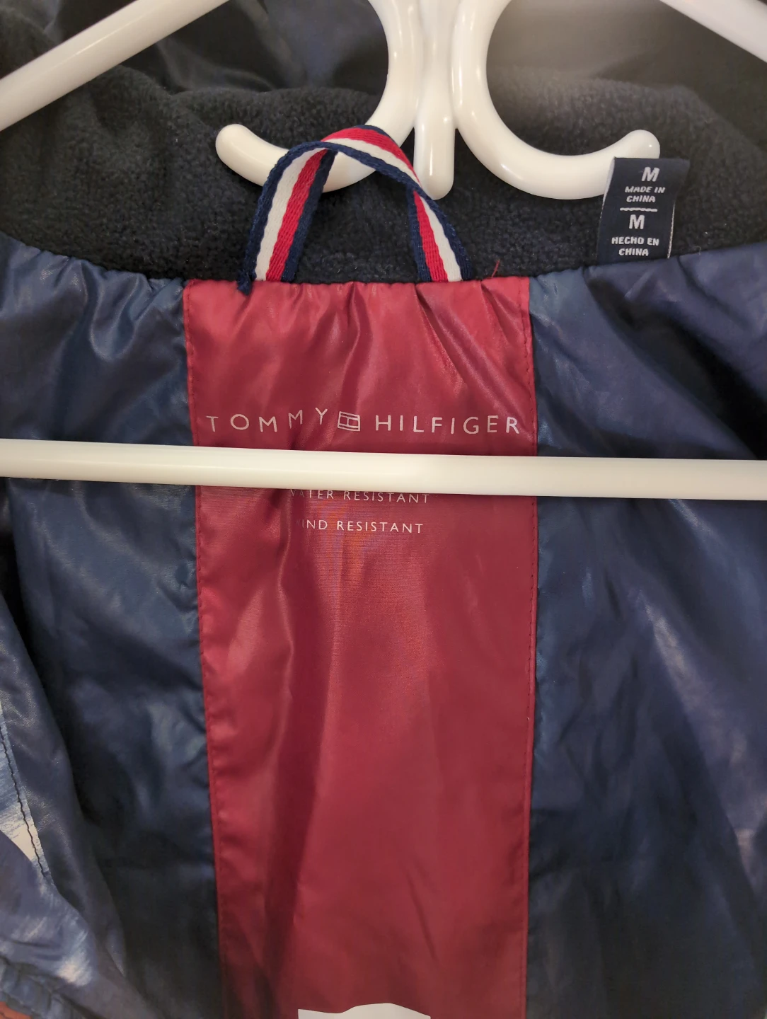 Tommy Hilfiger Puffer Jacket - Size Medium - photo 3