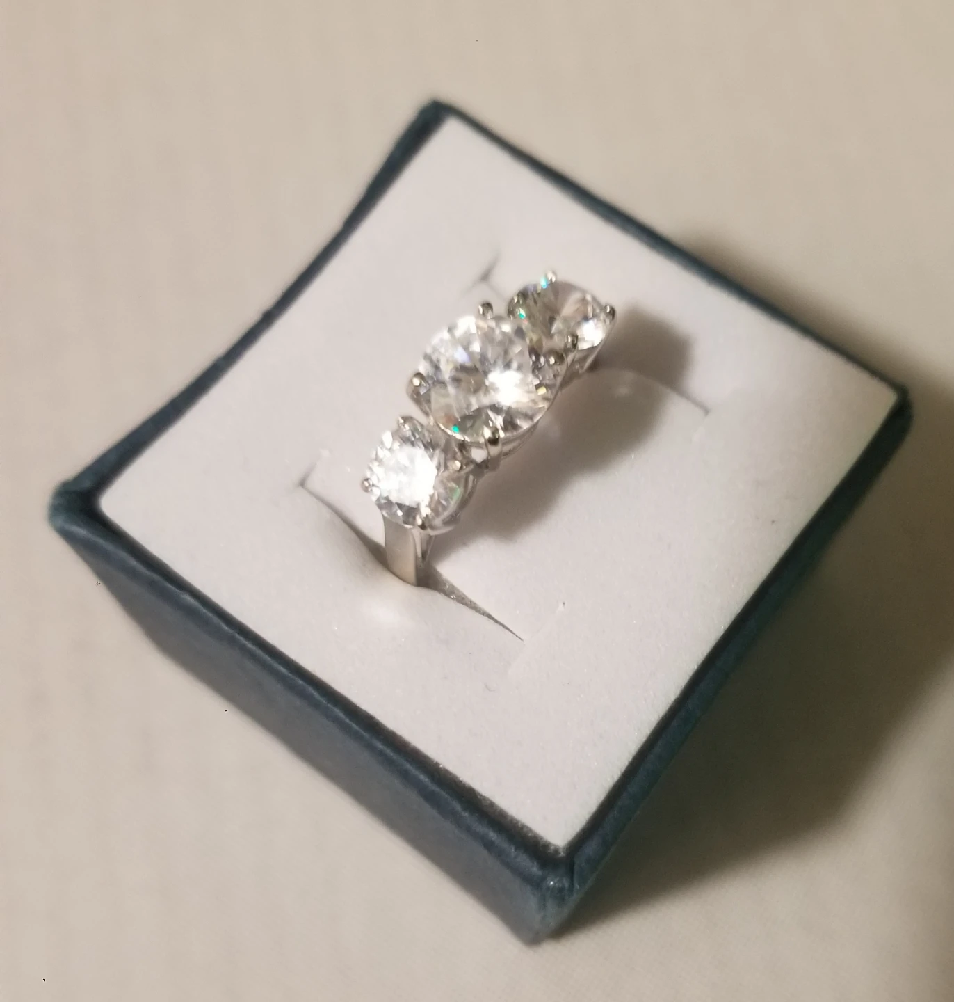 Like new 925 Sterling Silver W Ring With Zirconia - photo 2