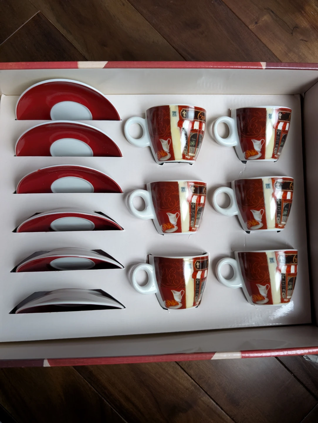 Nuova R2S Vintage Espresso Cups and Saucers Set