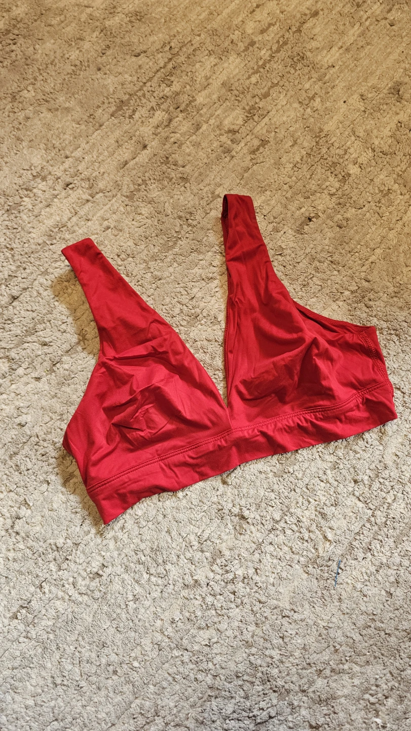 Victoria's Secret Red Bralette - photo 3