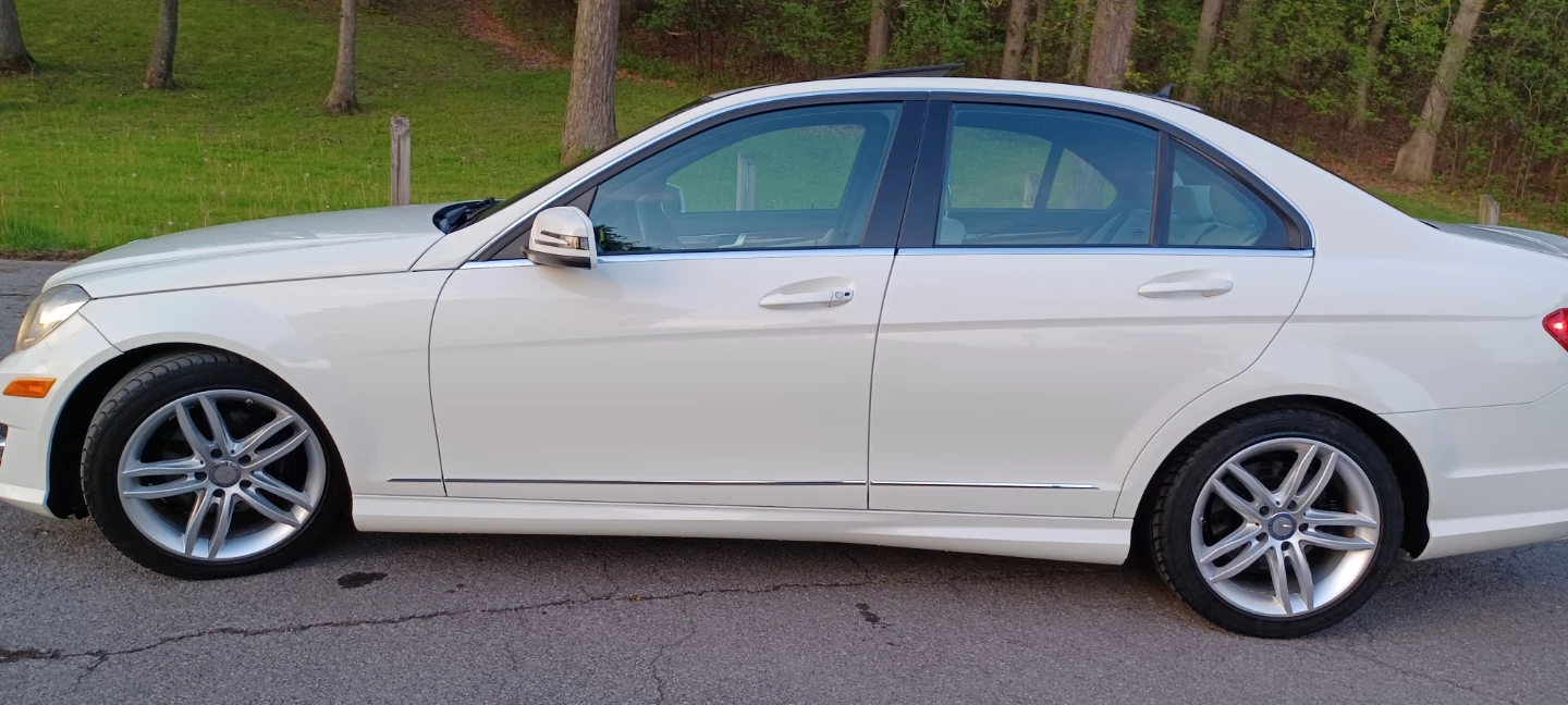 2012 Mercedes-Benz C300 4MATIC Sedan