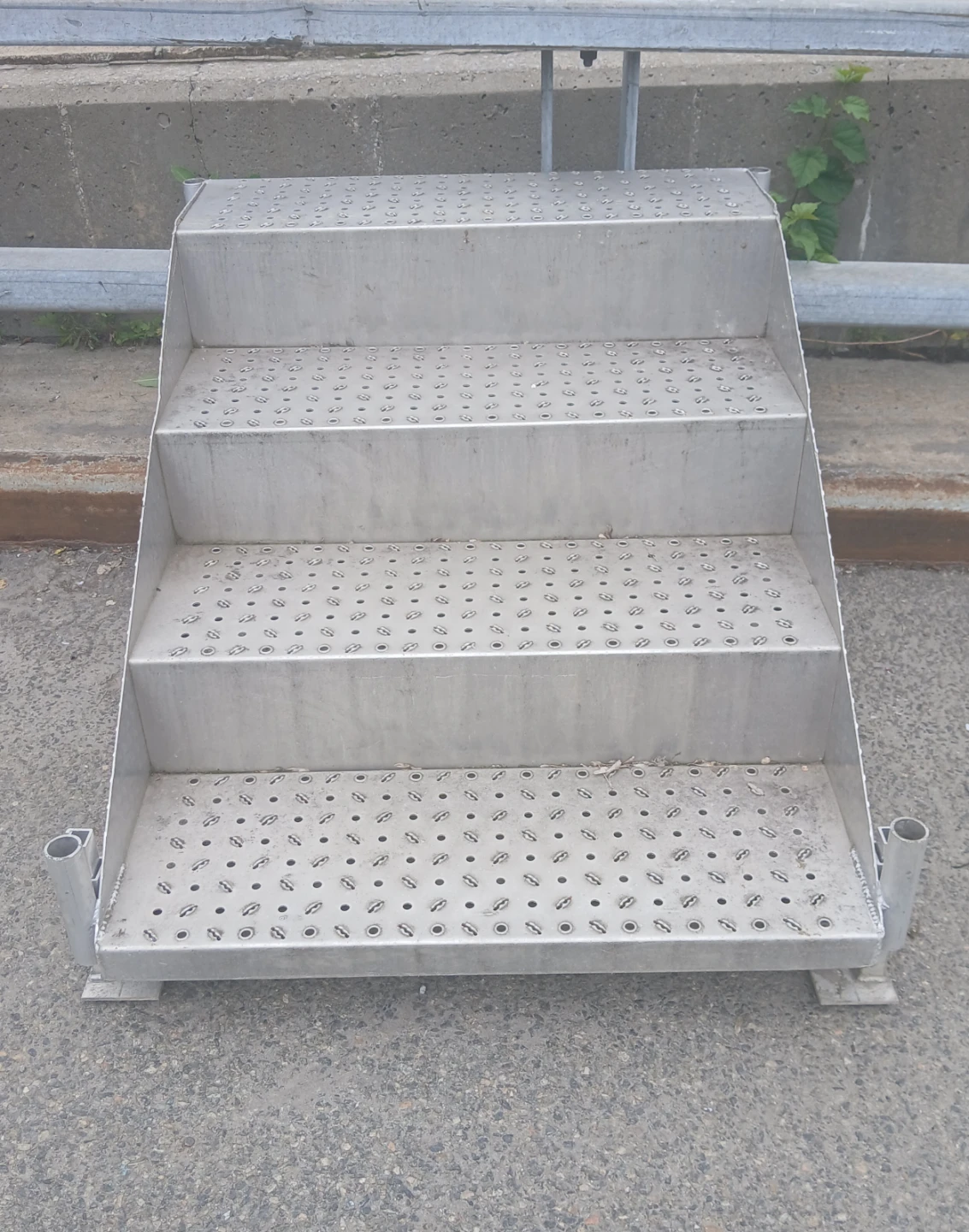 Aluminum 4-Step Dock Stairs