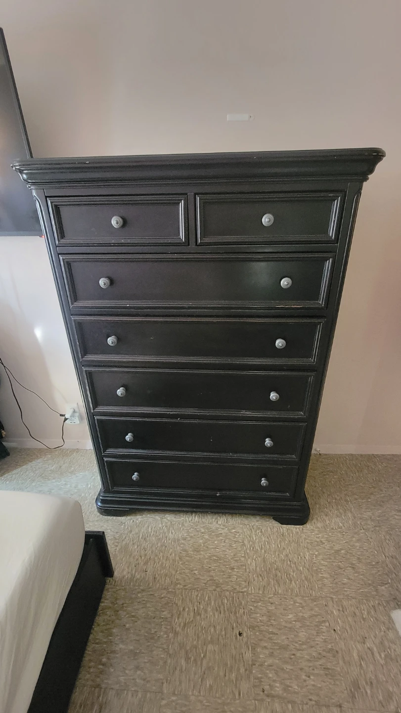 Dark mahogany 7-Drawer Tall Dresser