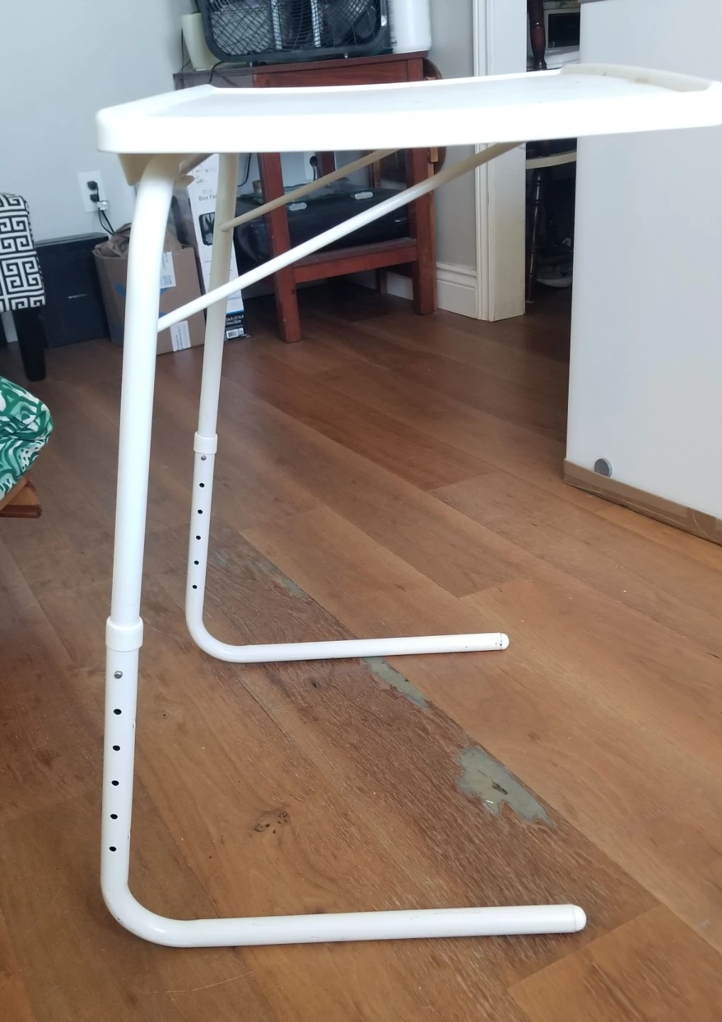 AdjustableTV table, bed table, easel 3 way table