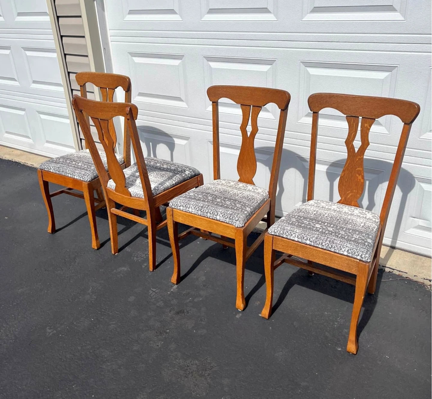 Set of 4 Wooden Dining Chairs
