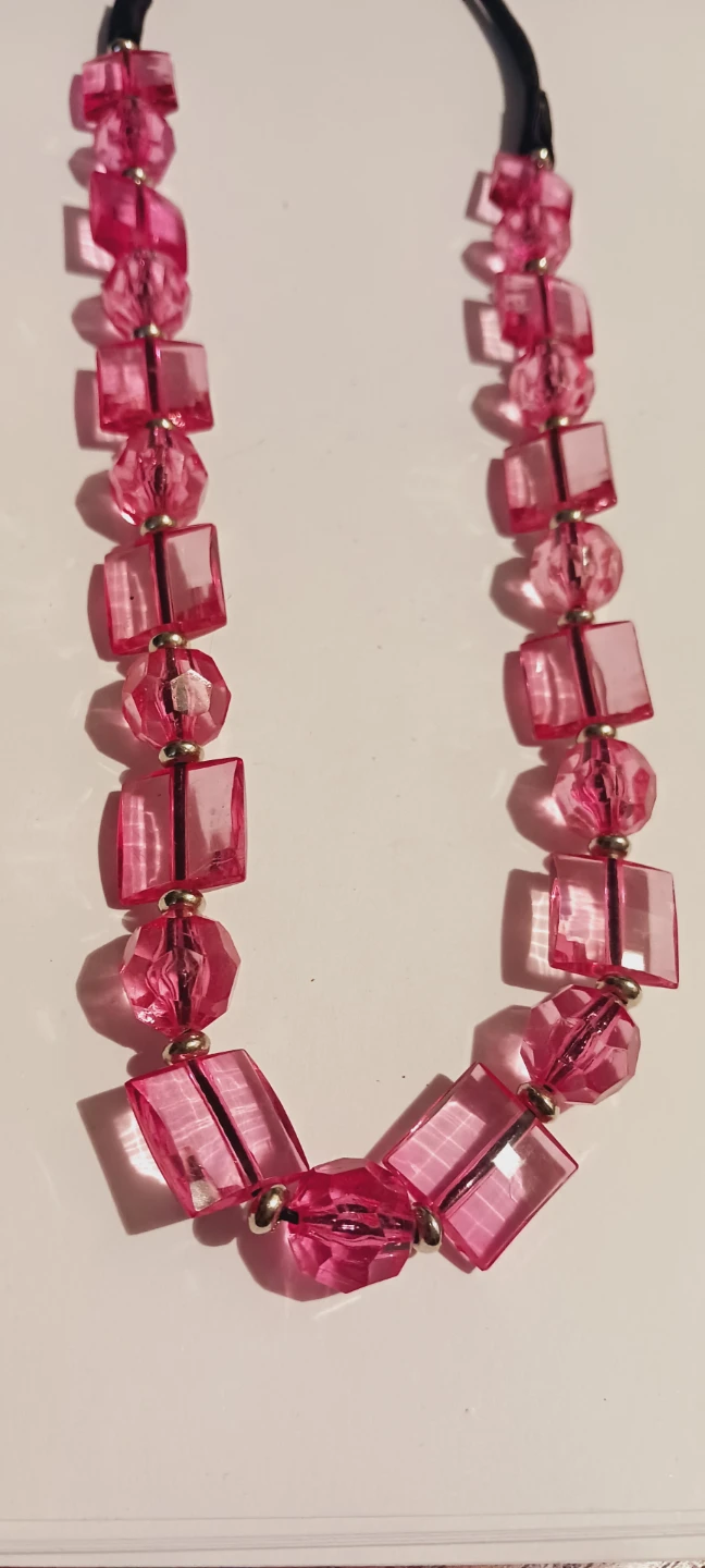 Cute Pink Lucite Beaded Necklace