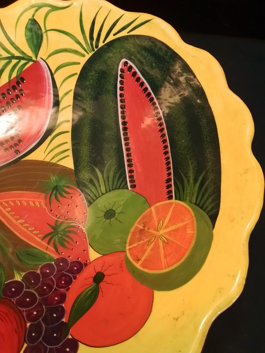VINTAGE 15" MEXICAN FOLK ART CERAMIC FRUIT BOWL - photo 4
