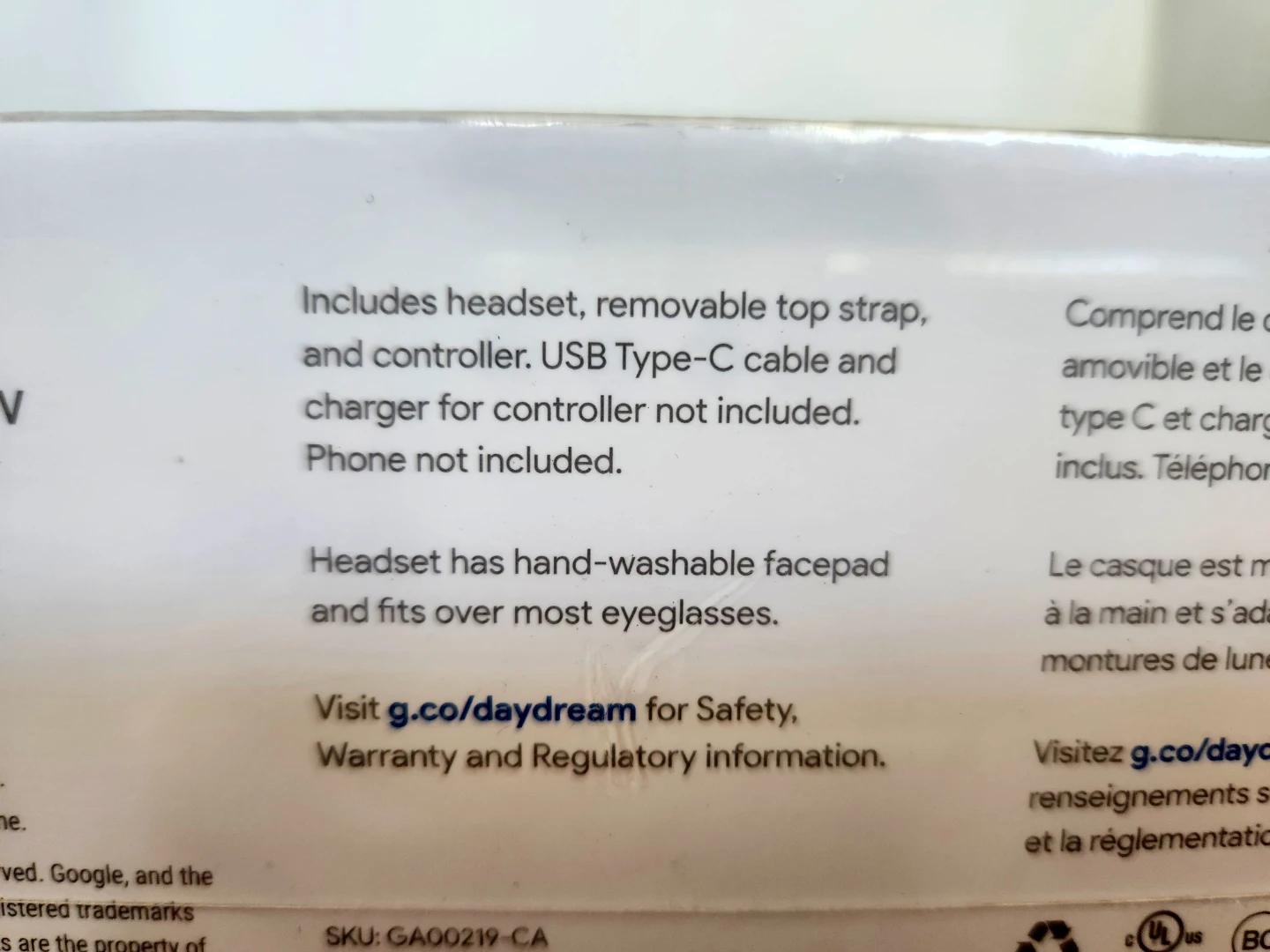 NEW ~ Google Daydream View VR Headset & Remote - photo 2