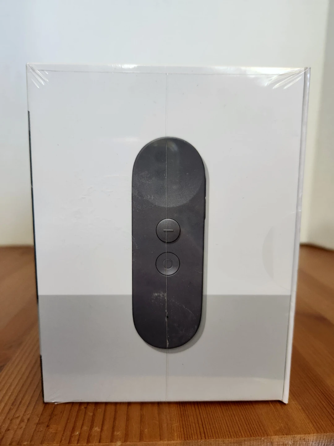 NEW ~ Google Daydream View VR Headset & Remote - photo 3