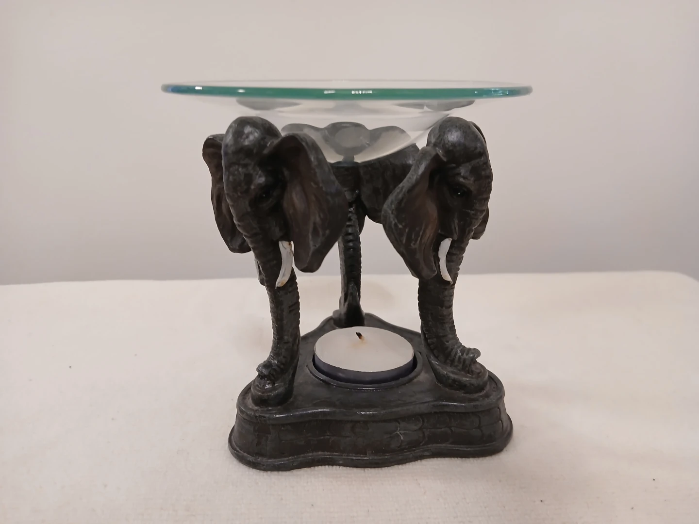 Elephant Oil Burner with Essential Oils Set.  Firm price.