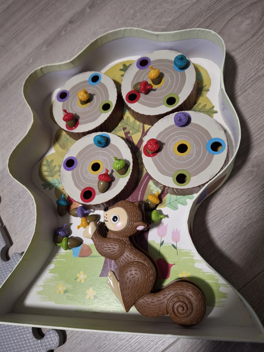 The Sneaky, Snacky Squirrel Game - photo 3