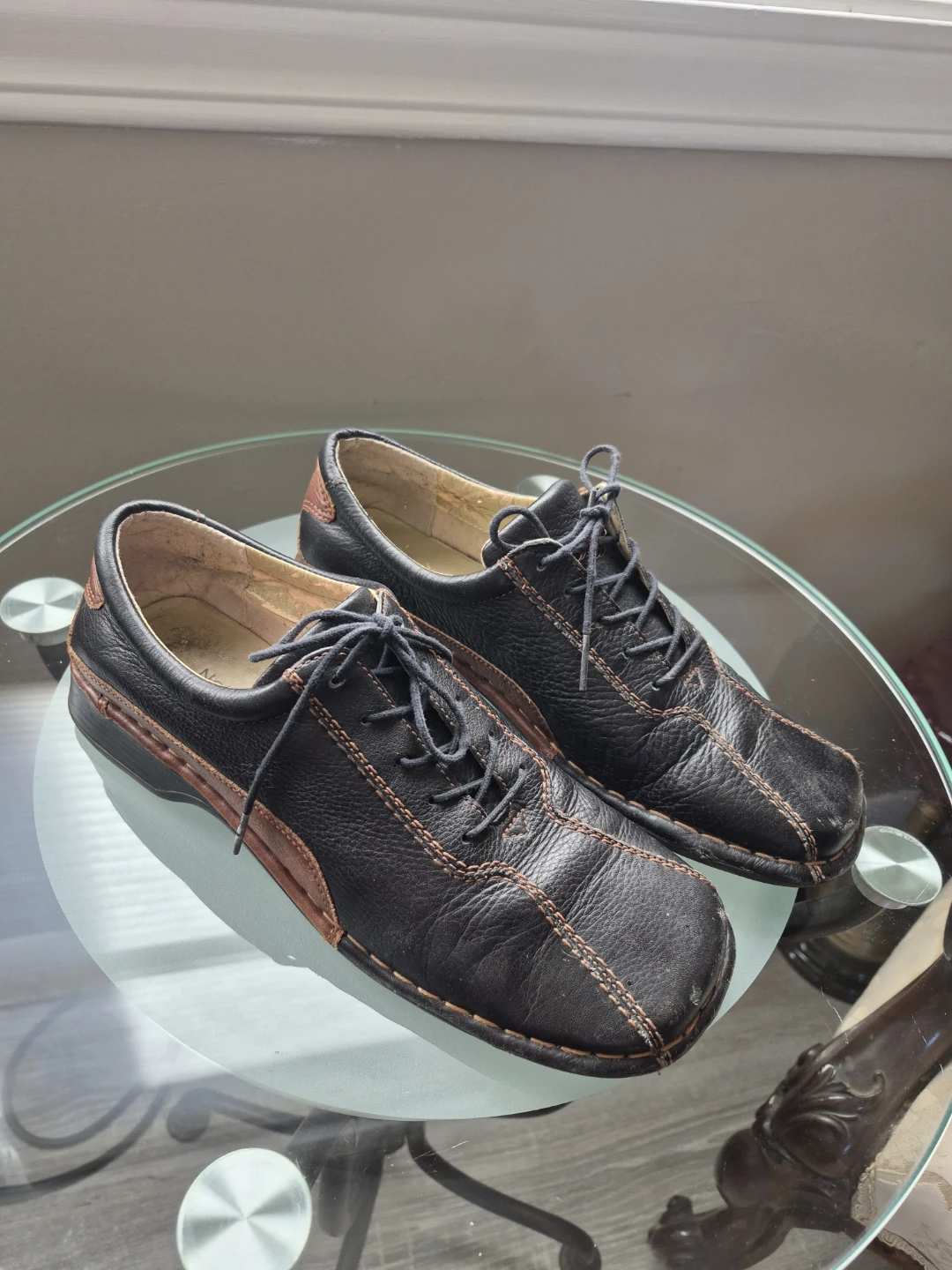 Born Shoes size 8.5