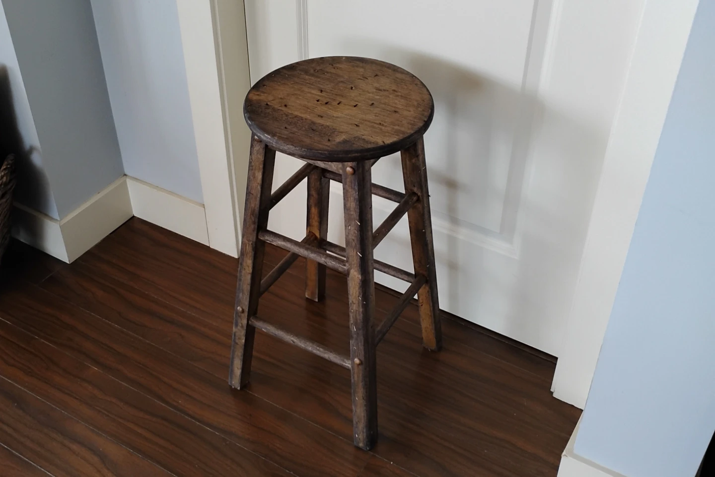 Antique Solid Hickory Wood Stool - photo 2