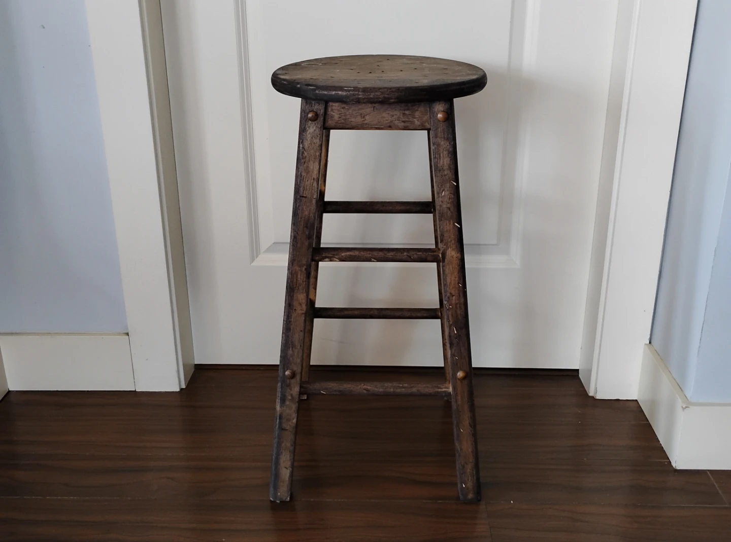 Antique Solid Hickory Wood Stool - photo 3
