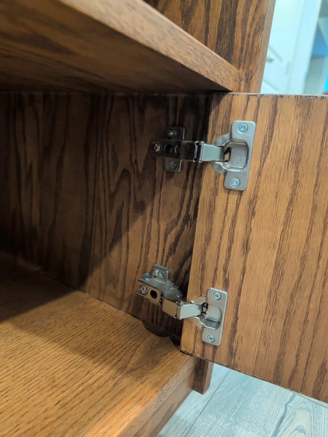 Solid oak veneer plywood  Media Console with Cabinet Storage - photo 3