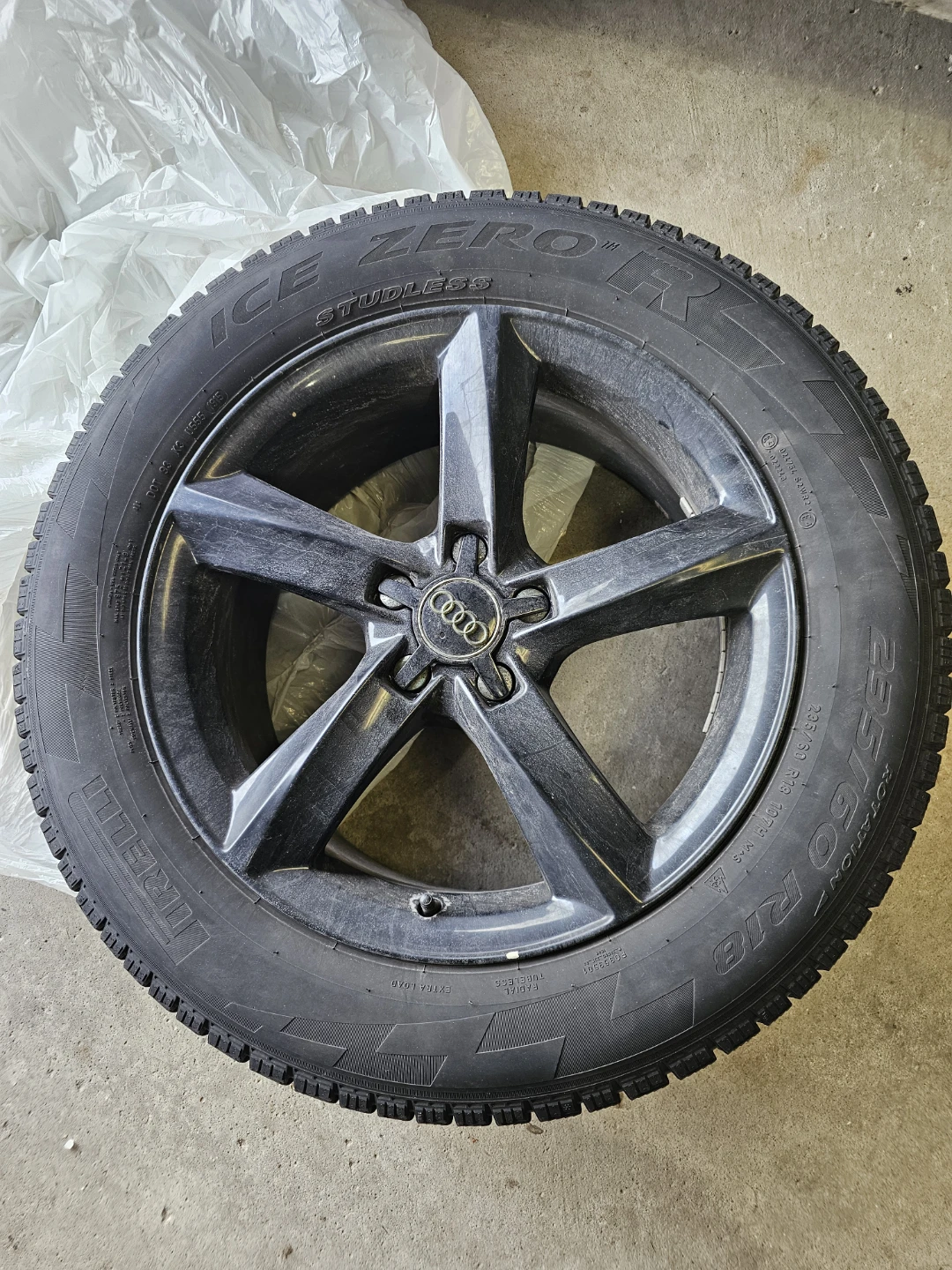4 Used Audi Rims with Pirelli tires 235/60/R18