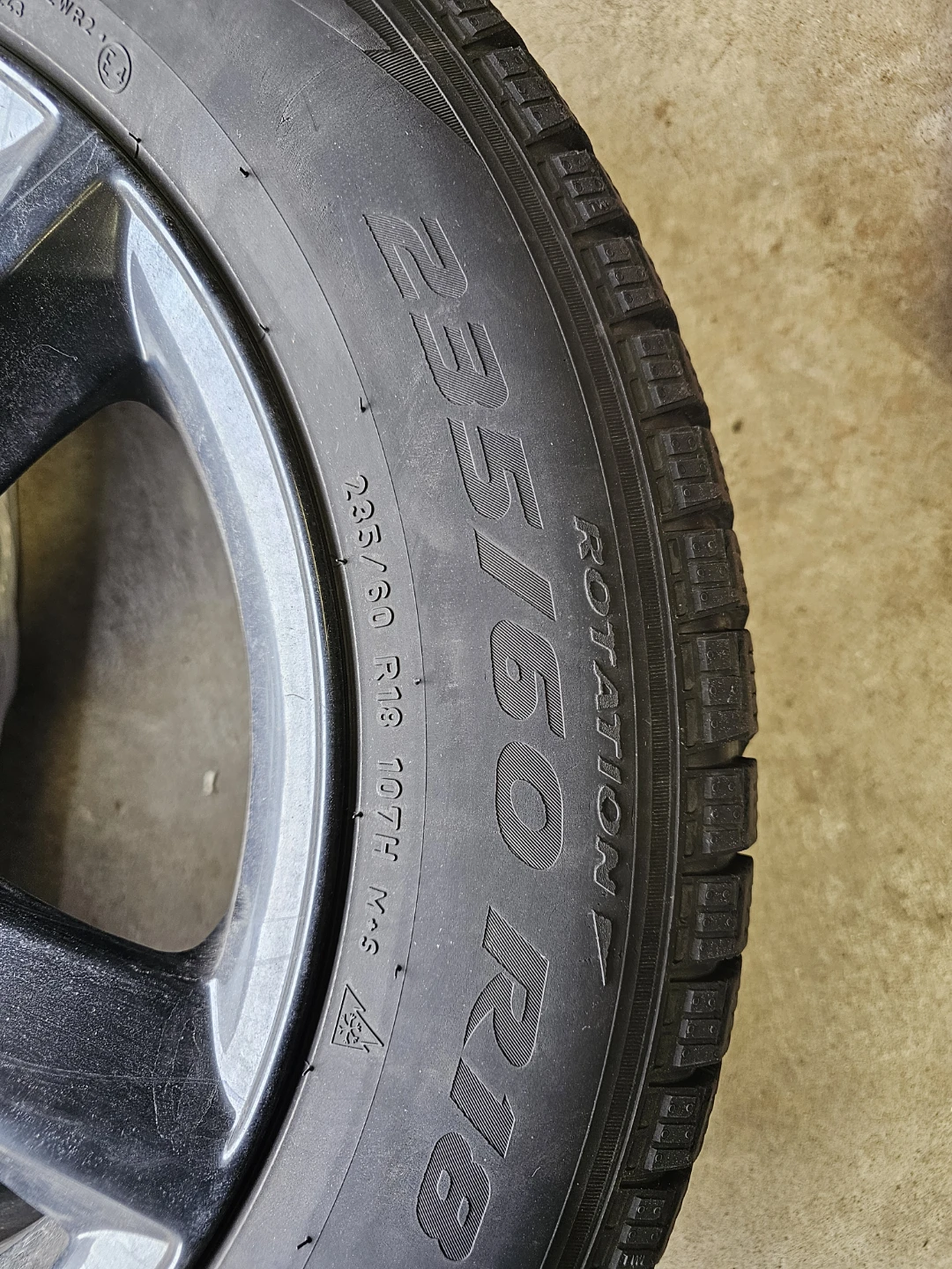 4 Used Audi Rims with Pirelli tires 235/60/R18 - photo 2