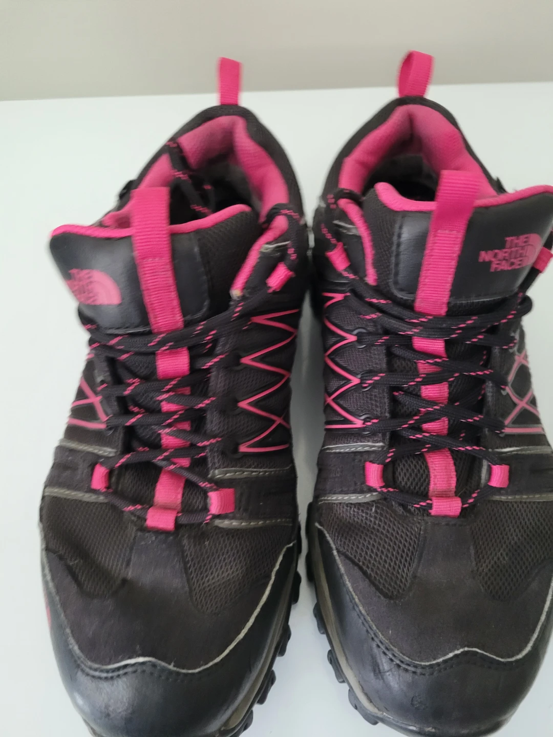 The North Face Women's Hiking Shoes Black Pink Size 8