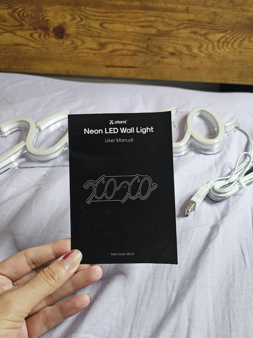 Neon LED Wall Light - XOXO - photo 3