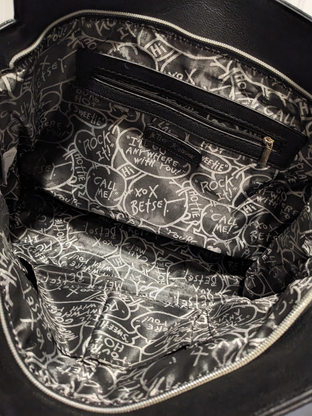 Betsey Johnson Black Tote Bag with Bow Accent - photo 5