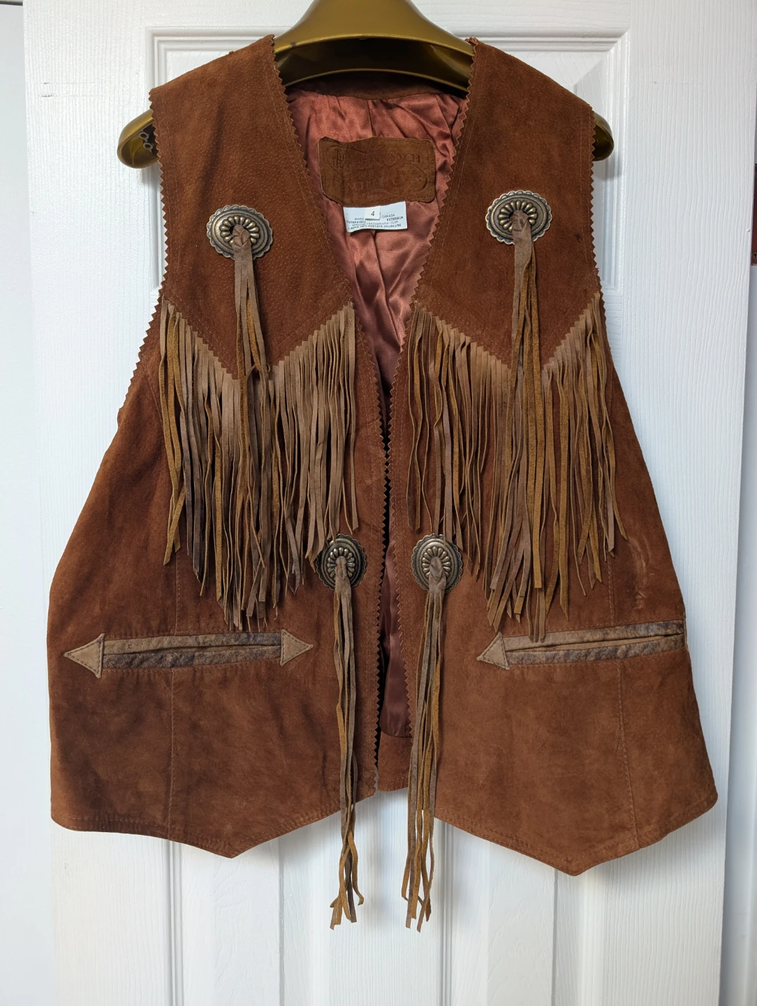 Suede Fringe Vest with Conchos - photo 2