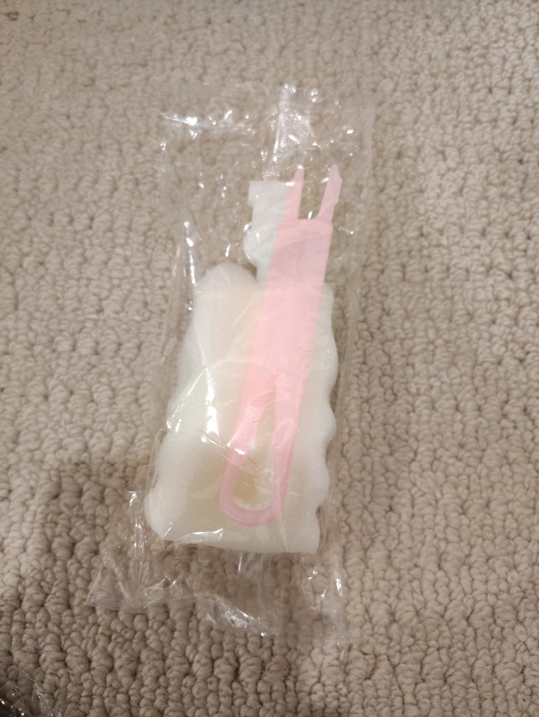 New Bath Sponge with Handle and Pink Detangler