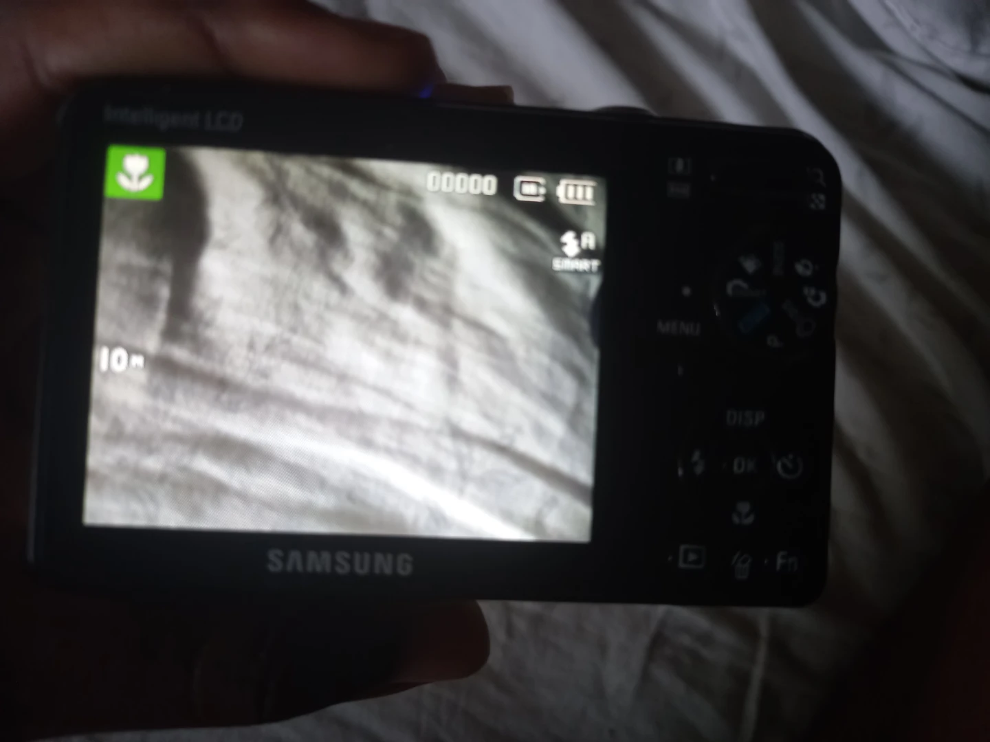 Samsung 10.2 MP Digital Camera - photo 3
