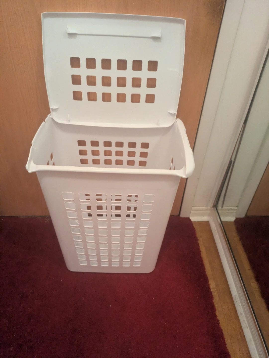 Sterilite White LiftTop Laundry Basket - photo 2