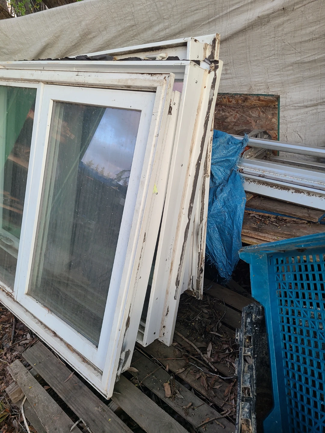 White Double Pane Window Frame(5x4) - photo 2