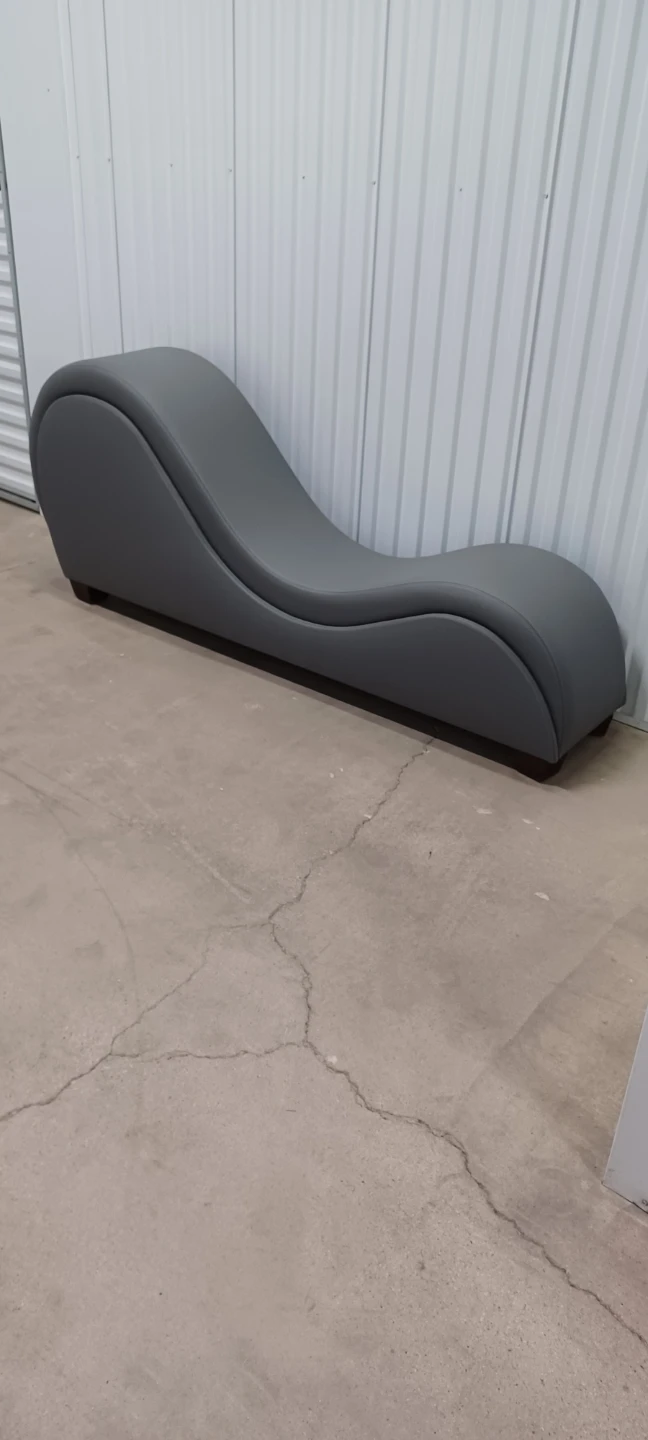 EXOTIC CHAISE/YOGA CHAIR excellent Condition