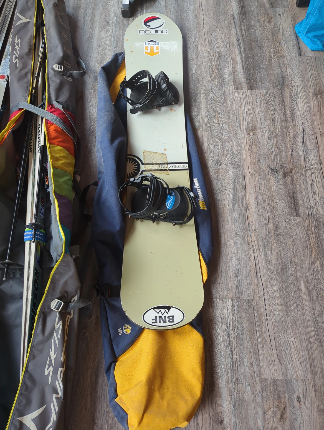 Cross-country skis and snowboard with bags - photo 4