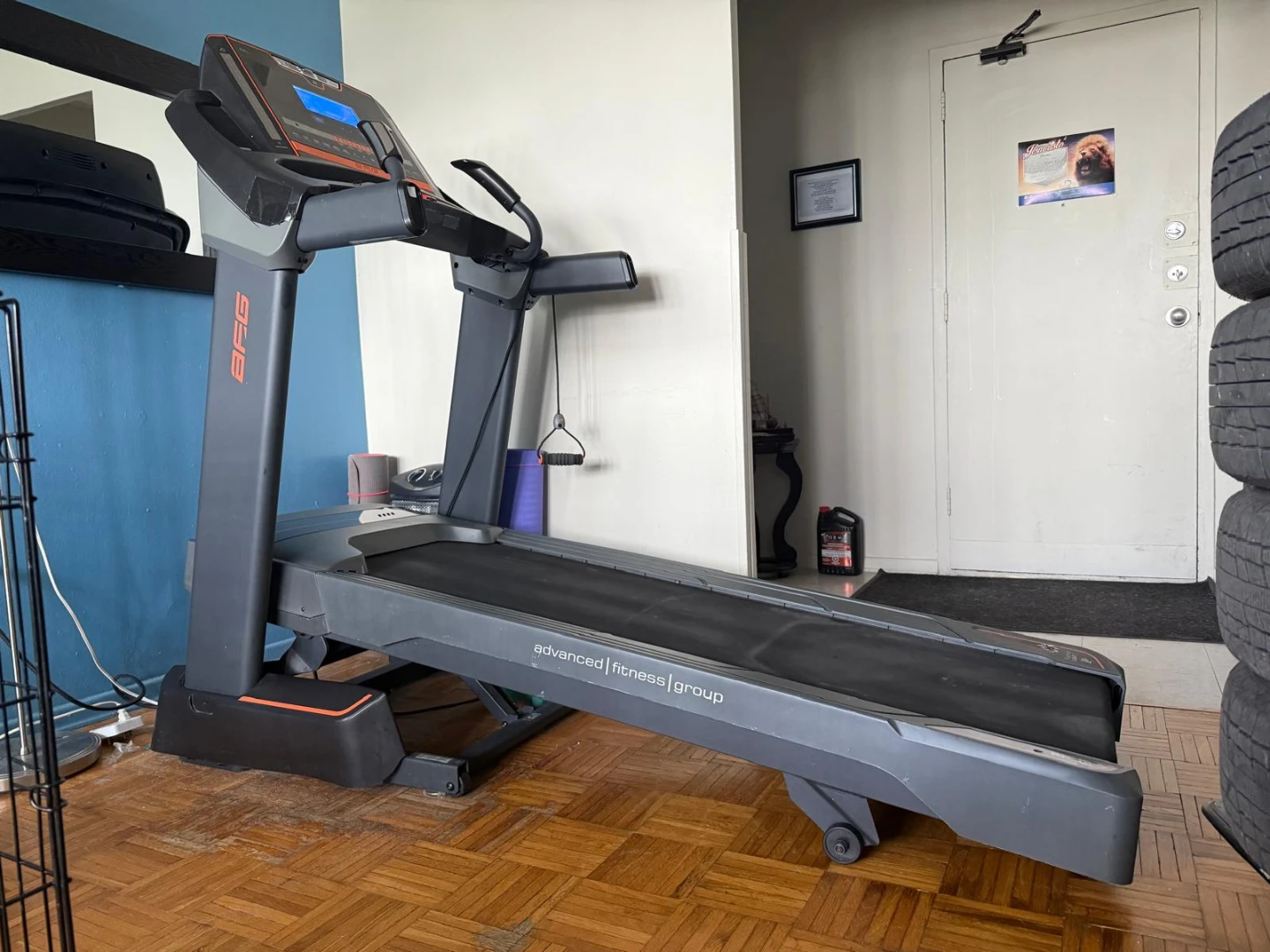 AFG Treadmill (Model 5.3AT / 7.3AT) - Excellent Condition - photo 4